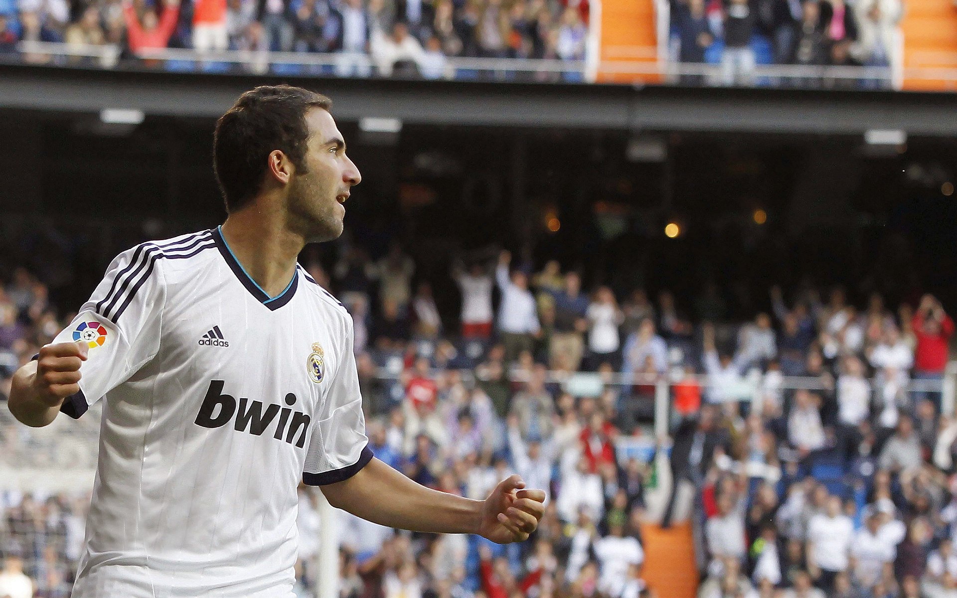 亚冠联赛U23国足晋级 球迷为球队加油助威，u23亚洲杯中国队名单